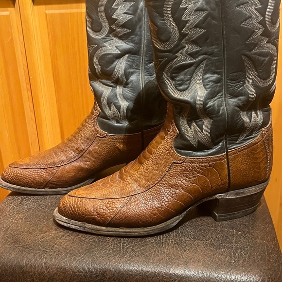 Tony Lama Ostrich Leg have never seen a pair done this way… - Picture 6 of 10